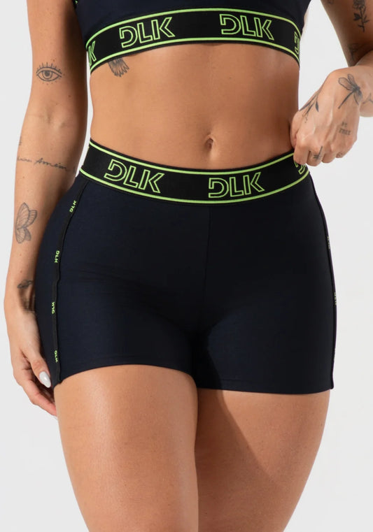 Conjunto Fitness Top com bojo + Short DLK Cor: Preto/Neon